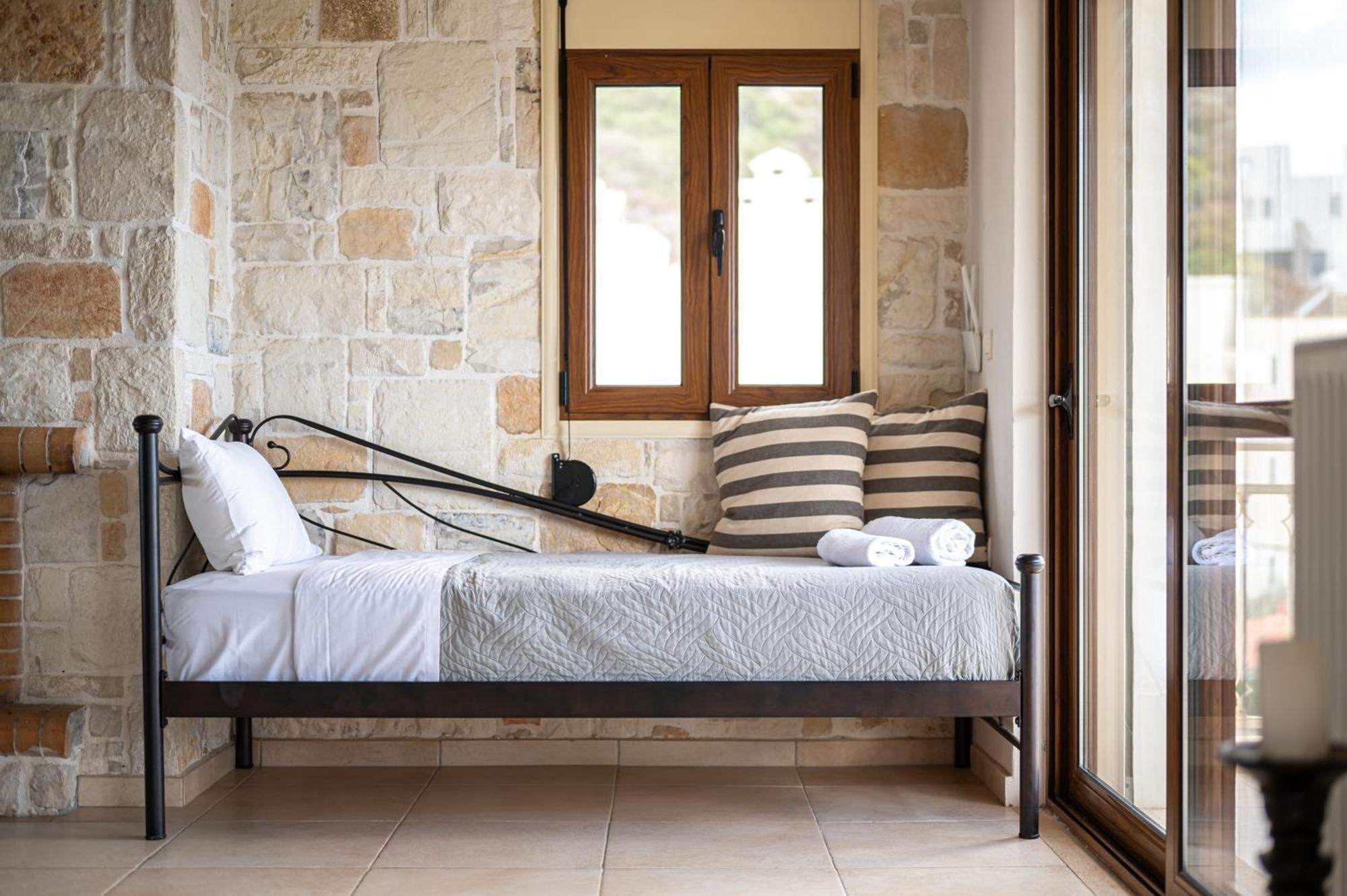 Apartment Villa Omega Αγία Πελαγία  Εξωτερικό φωτογραφία